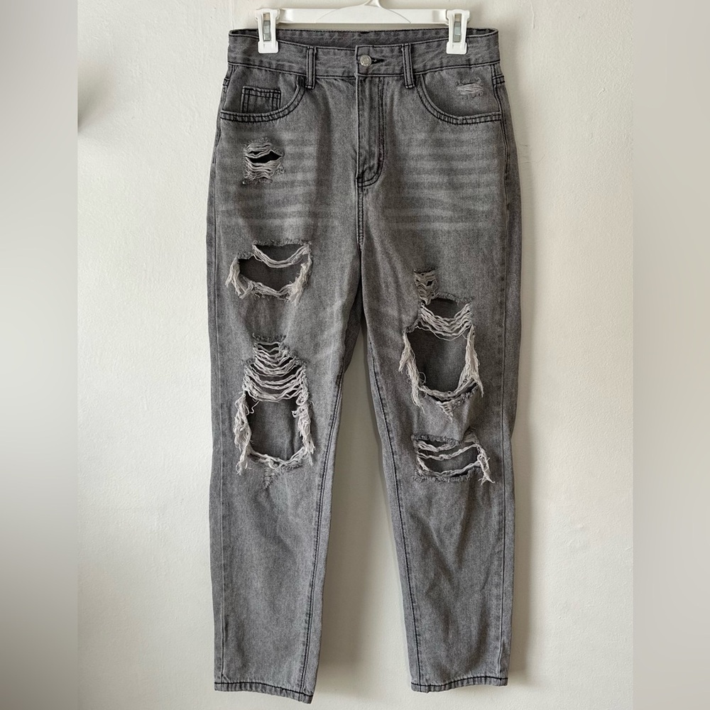 Distressed high rise loose fit jeans